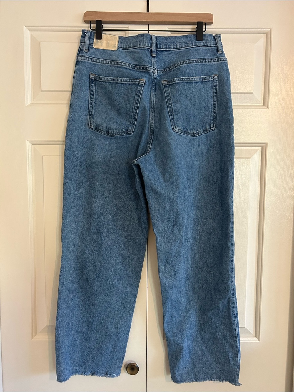 Everlane The Way High Jean Straight Leg Raw Hem Medium Blue Wash, Size 31 - Picture 6 of 10